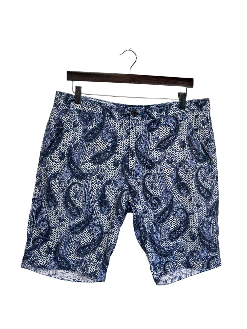 Robert Graham | Mens Classic Fit Golf Shorts Blue Paisley Performance 34